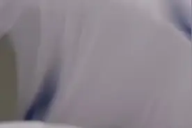 女生吃醋竟然对另一位女生做出这种事视频封面
