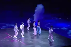 韩国神曲bababa，俩位韩国美女飙高音还用中文演唱，太卖力了！