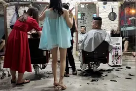 大叔发型太随意，媳妇硬拉他剃帅气造型！理发后瞬间变帅了视频封面