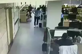 网传一程序员猝死 官方回应了视频封面