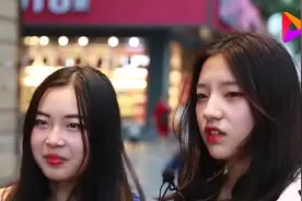 为什么现在女生都喜欢和有钱人在一起？没想到00后是这样解释的视频封面