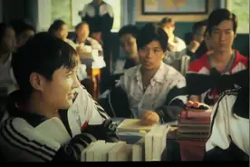 搞笑！高中课堂上发生的趣事，你怀念你的学生时代吗视频封面