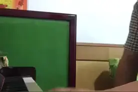 要学好钢琴，关键是勤练图片