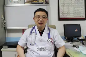 脂肪肝患者的饮食清单,医生：食物最好“挑”着吃视频封面