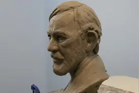 小丑头像制作全过程视频封面