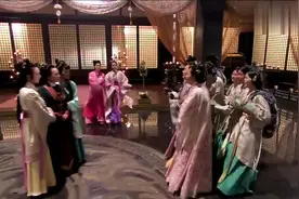 袁绍败于曹操，后宫佳丽三千全被曹操继承，个个都美的倾国倾城！视频封面