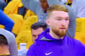 23年首轮的G7无疑又是库里的之作，天神下凡的库里狂砍50分视频封面