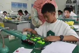 #记录校园生活 中江县小学科学实验操作测试会龙学校测试点。视频封面