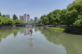 #无动力水翼板 #脚踩水翼 #水上运动 #轻功水上漂