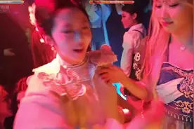 10.21童锦程现身西安范特西酒吧开业最精彩片段