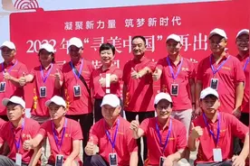 没有我们辛勤的拍他们，哪有他们忙碌着摄我们！寻美黄冈我来啦！视频封面