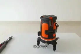 #高性能实用工具 #瓦工 #激光水平仪 激光投线仪的使用方法#贴砖视频封面