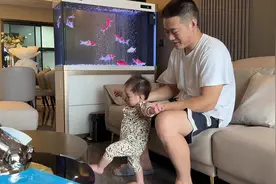为满足家庭不同的饮水需求，龙买了台净饮机，给一一冲奶太方便了视频封面