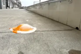 超级慢动作对比，7680帧和960帧。你们更喜欢哪个？#华为