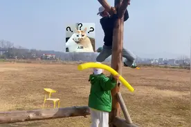 旋转跳跃我闭着眼～𠳐𠳐𠳐！ 刘教：闭着眼怎么盯着我打的