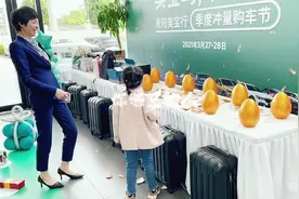 花一分钟时间回顾我的2021！ 
我期待2022与你同行，保持热爱视频封面