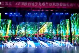我们团队春晚节目“水中央”#演出现场拍摄 #最难忘的瞬间视频封面