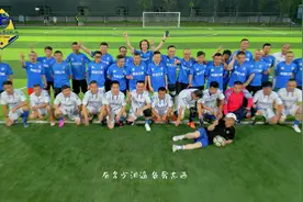 为了备战黄鹤杯50+足球比赛视频封面
