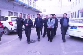 中阳县政府县长孙燕飞、副县长姚文郁就供热、公交线路视频封面
