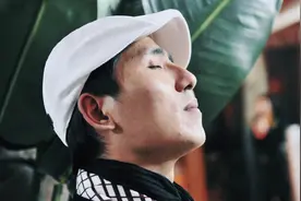 【蓝色骨头】 2014崔健作品 越老越妖