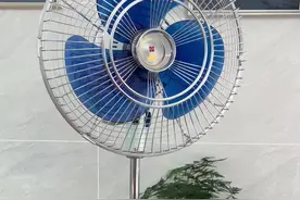 #同城精选 100V日本松下NATIONAL雷电标 30Cm12寸顶级皇冠电风扇