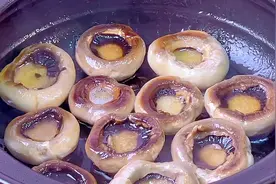 今天又给家人做了一锅很鲜很鲜的汤