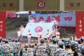 贵州大学军训风采展 朗诵：《到祖国最需要的地方去》 #朗诵