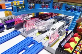 儿童喜爱的仿真高铁和谐号超长轨道火车玩具