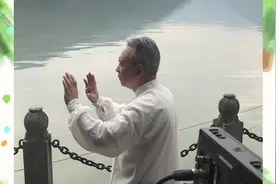 拍戏人最怕书到用时方恨少！突然要我打太极拳，我哪会啊⋯视频封面