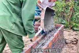 杂工错盖房子，打地梁不用模板支模，红砖代替模板支模，你见过吗视频封面