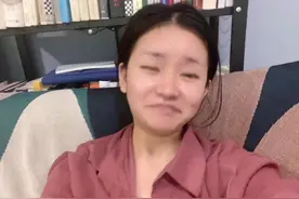 爱写诗的建筑工人写错了，要当面指出他得错误吗？视频封面