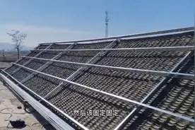 老瓦房加盖树脂瓦，既隔热还解决漏水问题#琉璃瓦屋顶视频封面