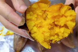 烤红薯直接烤是严重错误，教你一招，个个香甜流蜜汁，营养全保留视频封面