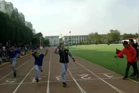 在中考的几天里，相信自己的梦想与汗水，成功与好运相伴视频封面