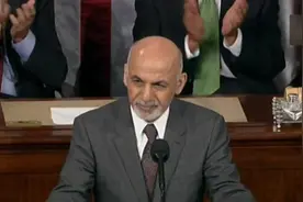 “弃权”！逃亡为了“避免流血事件”？加尼逃往何地难以预料视频封面