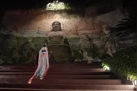 #被乐山大佛国风夜游拿捏了 #乐山大佛视频封面