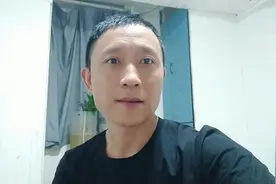 顾客点两杯奶茶，备注顺便捎她回家#原创视频 #外卖小哥视频封面