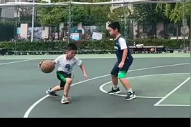 2022年9月份！上海疫情后，7岁小朋友新泾体育之光打野！使出视频封面