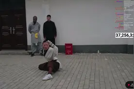 甲亢哥在少林寺看猴拳功夫法#甲亢哥 #IshowSpeed #甲亢哥中国行视频封面