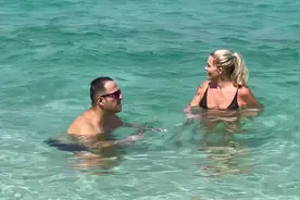 芭提雅金沙岛海水浴场纪实#阳光沙滩海浪 #芭提雅视频封面