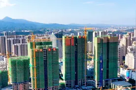 离赣州市最近这座小县城：消费和楼市终于有点三线城市的模样了！视频封面