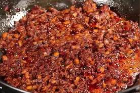 想吃牛肉酱不用买，30年秘制配方告诉你，酱香浓郁，用料足又好吃