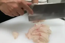 广东和广西这道那么出名，外地人对它毛骨悚然，横县喜欢它的生猛视频封面