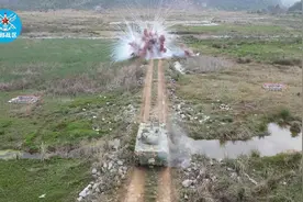 枪炮骤响！激战中考核单兵单装！（谭佳威 聂佳兵 吴登科 陈浩圳视频封面