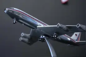 波音707-300台湾省中华航空老涂装飞机模型开箱