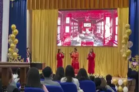 外国小姐姐演唱中文歌曲你觉得好听吗？#外国小姐姐 #哈萨克斯坦视频封面