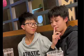 What can I say视频封面