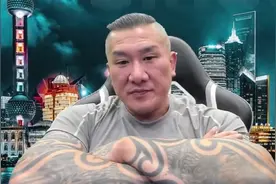 馆长：今天忙着给南京红姐送西瓜和大豆油开直播晚了一点！