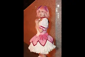 第一次去漫展，去晚了，就逛了半个多小时，但真有意思哈哈哈视频封面