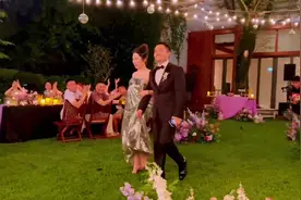 侄女在泰国普吉岛举行婚礼，祝福新人幸福美满，早生贵子！视频封面